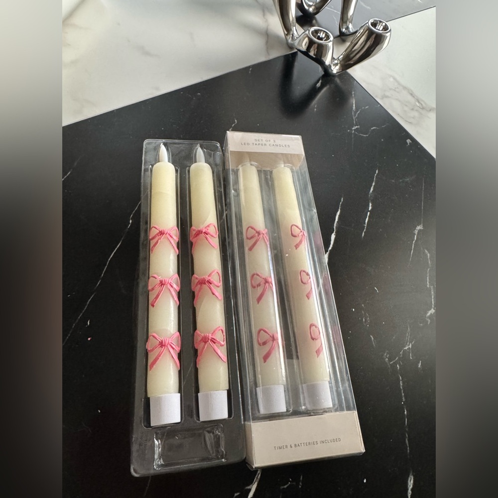 Elegant Cream Taper Candles with Pink Bows